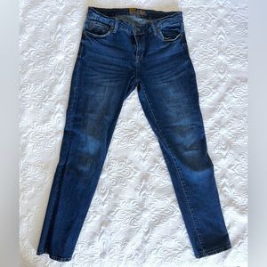 Kut from the Kolth Straight Leg Jeans Size 8